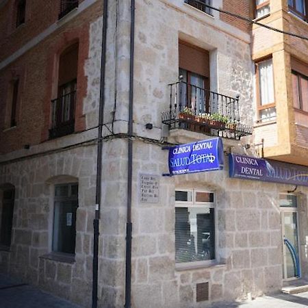 Apartamentos Turisticos Empecinado Roa Exterior foto